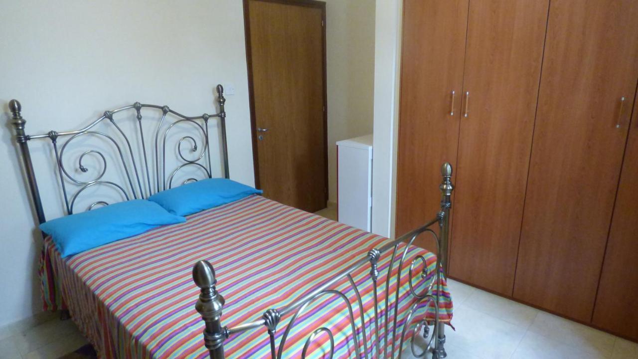 Kalampakas Guesthouse لارنكا المظهر الخارجي الصورة